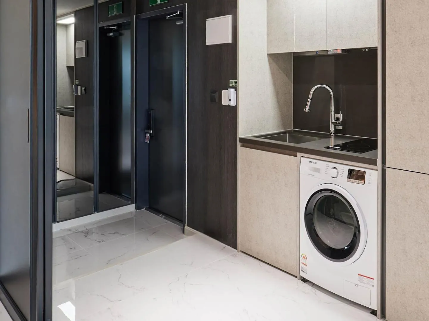 בוסאן Newcz Centum Hotel 4*,
