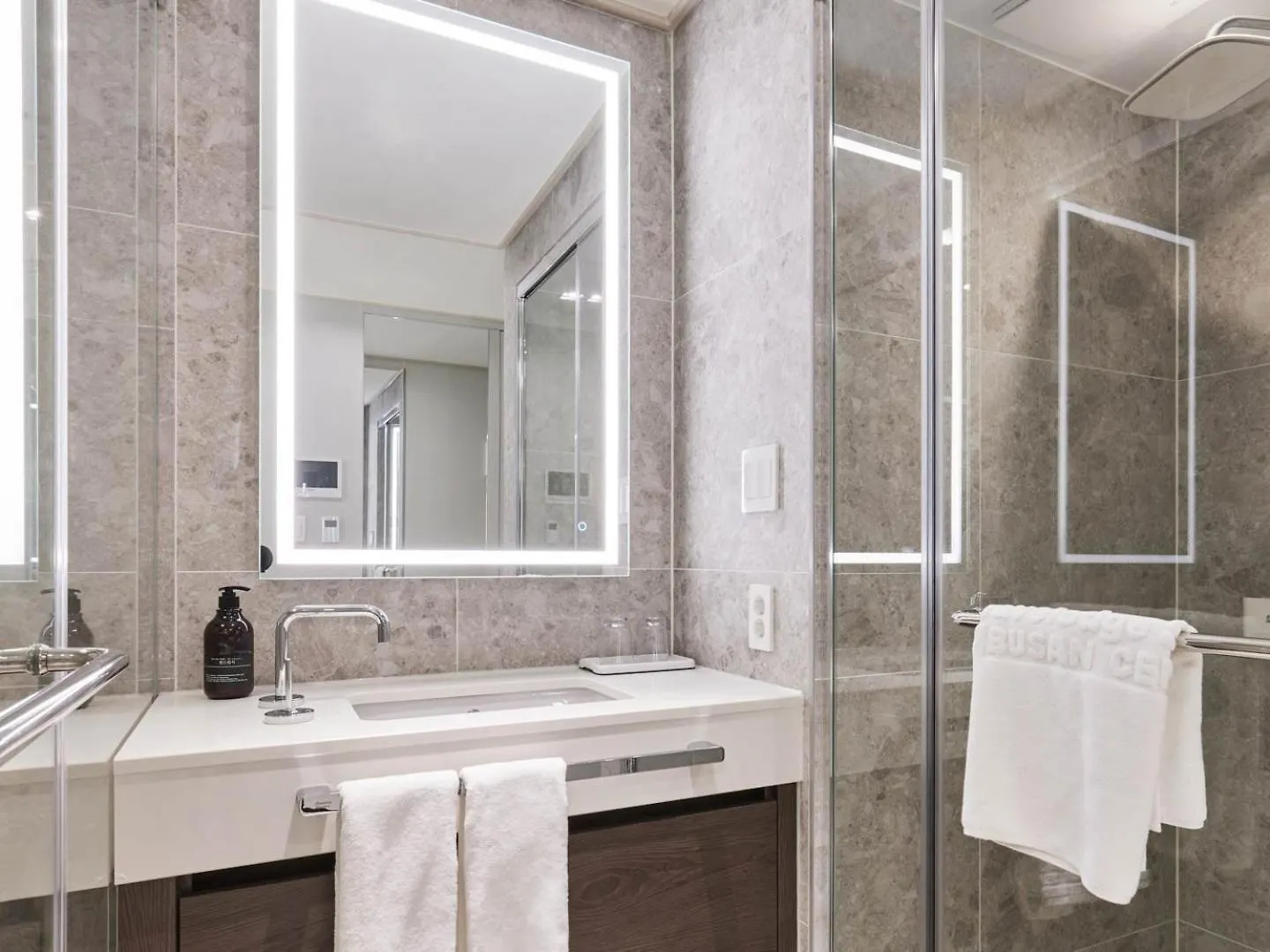 בוסאן Newcz Centum Hotel